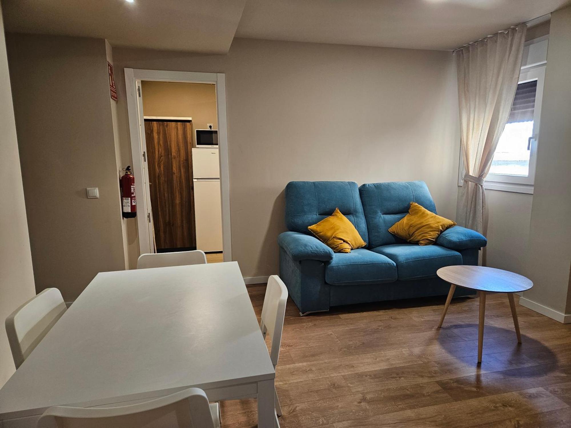 Apartamentos Picasso Alcalá de Henares Camera foto